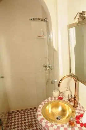 Junior Süit, Sigara İçilmez, Özel Banyo