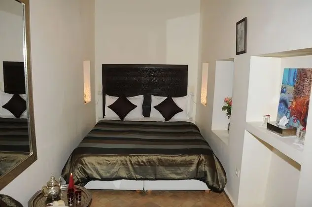 Standard Tek Büyük veya İki Ayrı Yataklı Oda, 1 Çift Kişilik veya 2 Tek Kişilik Yatak, Özel Banyo