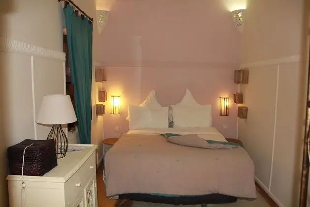 Economy Tek Büyük Yataklı Oda