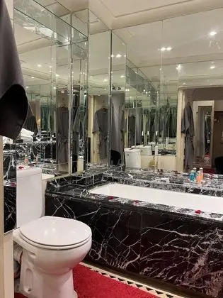 Standard Süit, 1 En Büyük (King) Boy Yatak, Özel Banyo, Avlu Manzaralı
