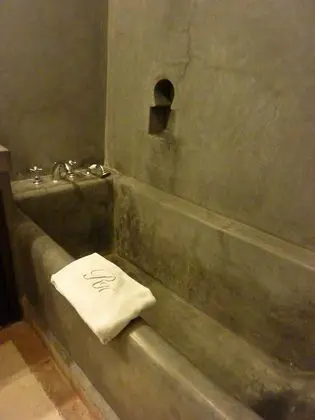 Junior Süit, 1 Büyük (Queen) Boy Yatak