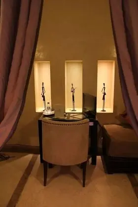 Junior Süit, 1 Büyük (Queen) Boy Yatak