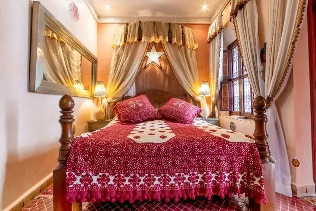 Deluxe Tek Büyük Yataklı Oda (Hanan)