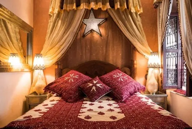 Deluxe Tek Büyük Yataklı Oda (Hanan)