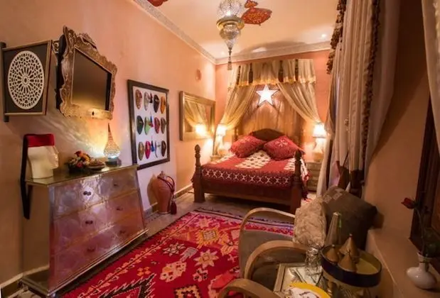 Deluxe Tek Büyük Yataklı Oda (Hanan)