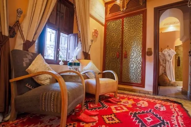 Deluxe Tek Büyük Yataklı Oda (Hanan)