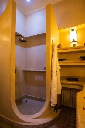 Junior Tek Büyük Yataklı Oda