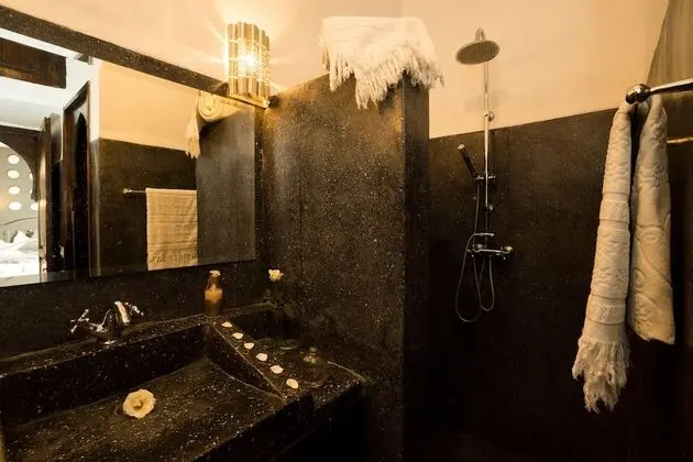 Deluxe Tek Büyük Yataklı Oda, Özel Banyo