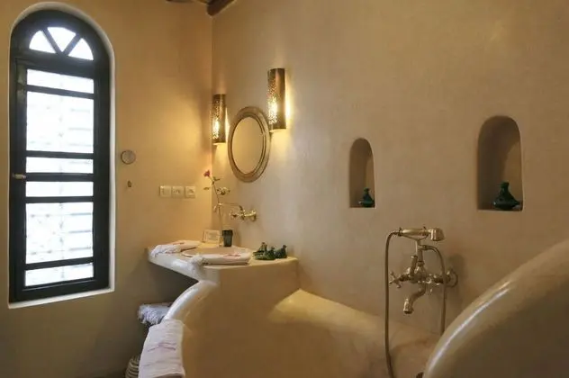 Deluxe Tek Büyük Yataklı Oda, Özel Banyo