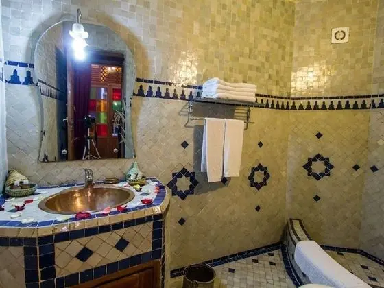 Süit, Banyolu/Duşlu (Iman)