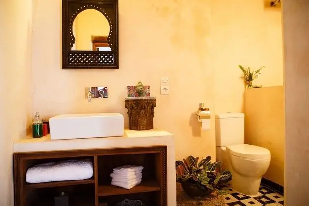 Süit, 1 En Büyük (King) Boy Yatak, Avlu Manzaralı