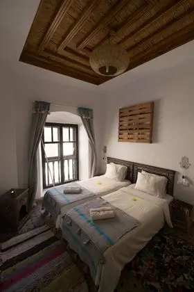 Tek Büyük veya İki Ayrı Yataklı Oda, 1 Yatak Odası, Sigara İçilmez