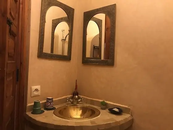 Economy Tek Büyük Yataklı Oda (Tan-Tan)