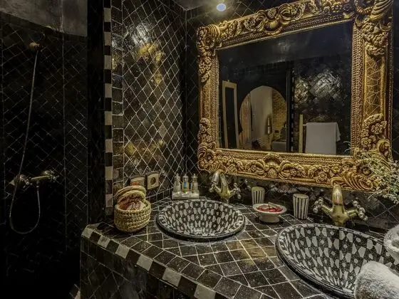 Senior Double Room, 1 Bedroom, Non Smoking, Patio / Terre D ombre