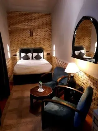 Senior Double Room, 1 Bedroom, Non Smoking, Patio / Terre D ombre