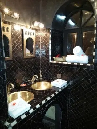 Senior Double Room, 1 Bedroom, Non Smoking, Patio / Terre D ombre