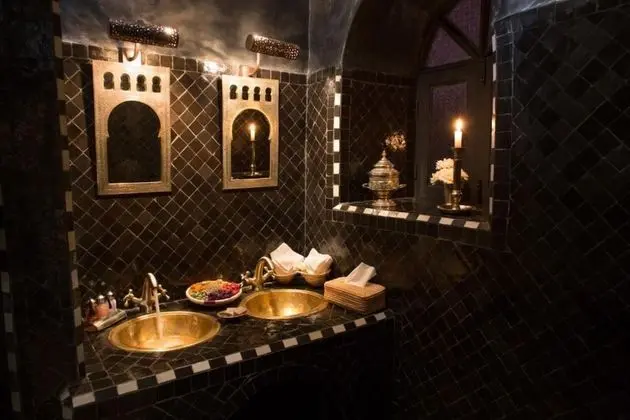 Senior Double Room, 1 Bedroom, Non Smoking, Patio / Terre D ombre