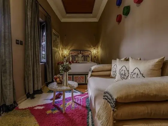 Standard Suite, Non Smoking, Bathtub / Santal Blanc