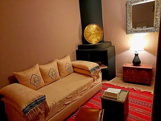 Standard Suite, Non Smoking, Bathtub / Santal Blanc