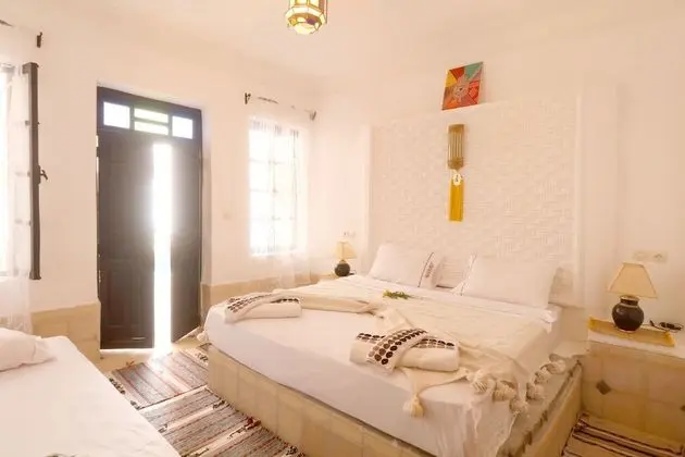 Tek Büyük Yataklı Oda (1)