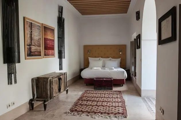 Deluxe Tek Büyük Yataklı Oda (Hima)