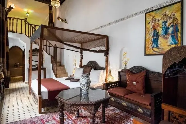 Comfort Dört Kişilik Oda, 1 Yatak Odası, Özel Banyo, Avlu