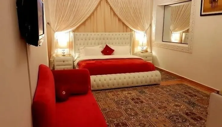 Family Süit, Birden Çok Yatak (Lala Amina)