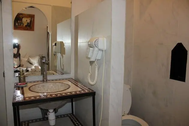 Comfort Tek Büyük veya İki Ayrı Yataklı Oda, Özel Banyo