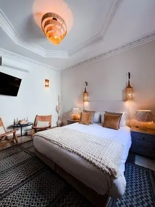 Deluxe Tek Büyük veya İki Ayrı Yataklı Oda, Buzdolabı, Avlu