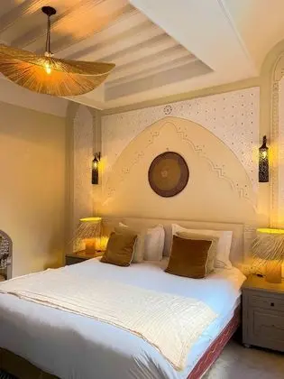 Deluxe Tek Büyük veya İki Ayrı Yataklı Oda, Buzdolabı, Avlu