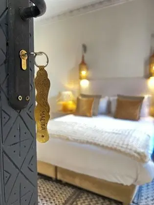 Deluxe Tek Büyük veya İki Ayrı Yataklı Oda, Buzdolabı, Avlu