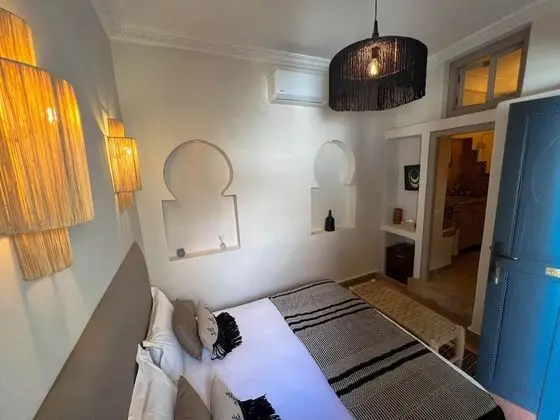Standard Tek Büyük veya İki Ayrı Yataklı Oda, Özel Banyo, Avlu