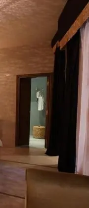 Tek Büyük Yataklı Oda (Ottomane)