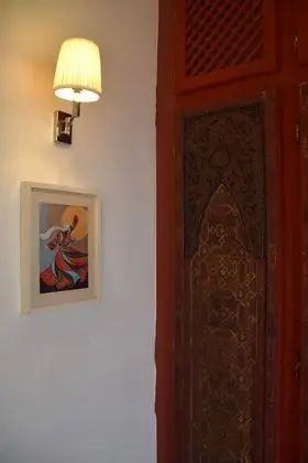 Tek Kişilik Oda (The Aisha Single Room)