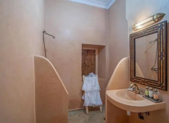 Ortak Ranzalı Oda, 1 Yatak Odası, Balkon