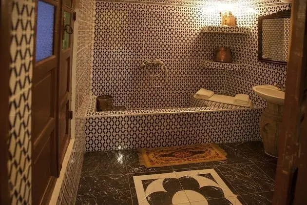 Süit (Lalla Fatima 1)