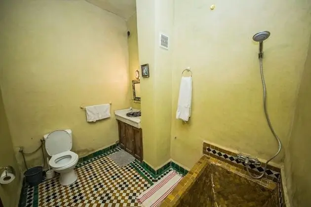 Standard Tek Büyük Yataklı Oda