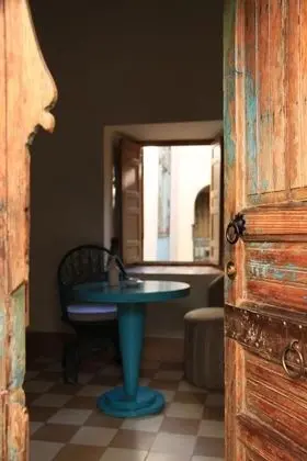 Family Süit (Idriss)