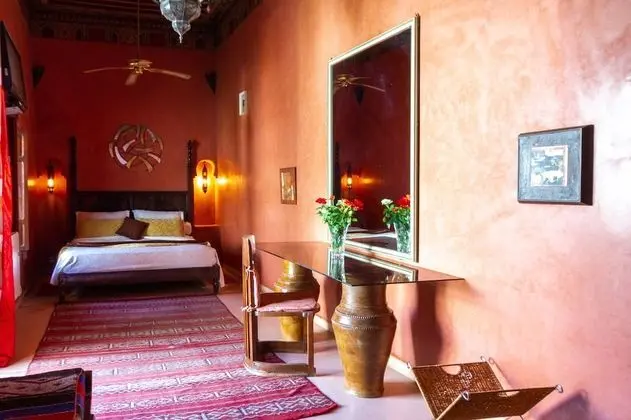 Tek Büyük Yataklı Oda (Hotel Sahara)