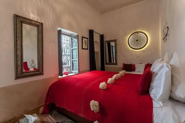 Comfort Tek Büyük Yataklı Oda, Özel Banyo (JININA)