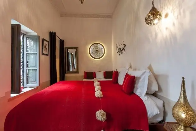 Comfort Tek Büyük Yataklı Oda, Özel Banyo (JININA)