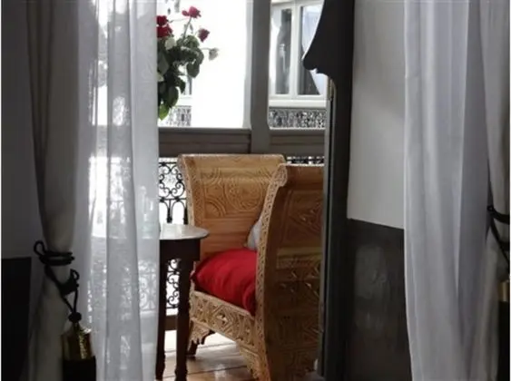 Deluxe Üç Kişilik Oda, Özel Banyo (ZAIRA)