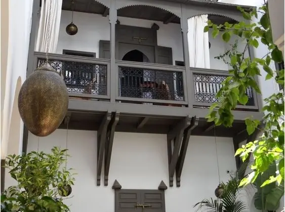 Deluxe Üç Kişilik Oda, Özel Banyo (ZAIRA)