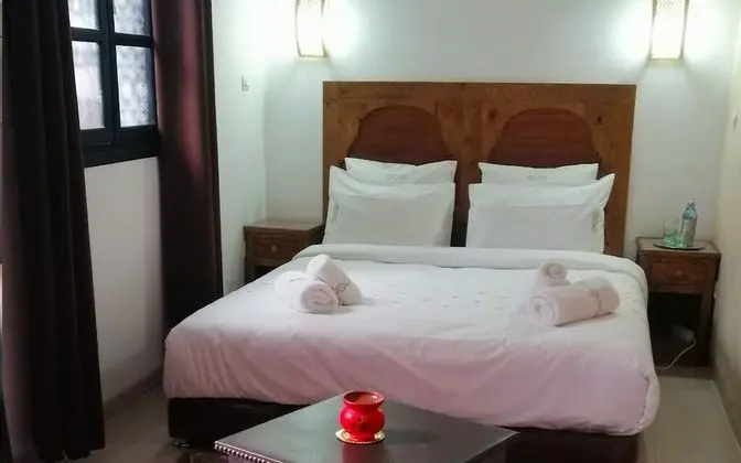 Comfort Tek Büyük Yataklı Oda (Kahina)