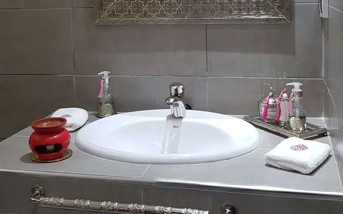 Comfort Tek Büyük Yataklı Oda (Yasmina)