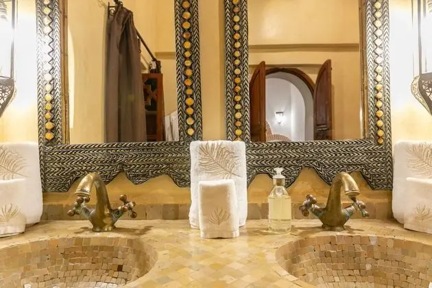 Standard Tek Büyük veya İki Ayrı Yataklı Oda