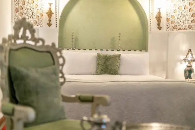 Superior Tek Büyük veya İki Ayrı Yataklı Oda