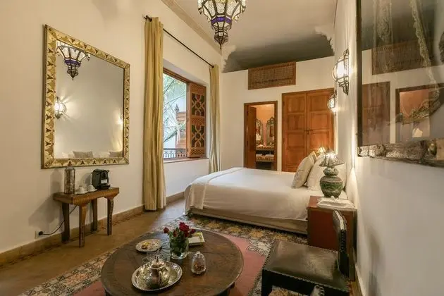 Superior Tek Büyük veya İki Ayrı Yataklı Oda