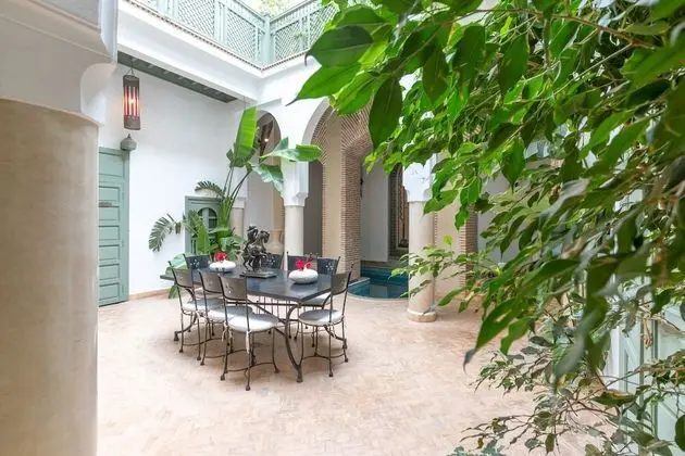 Superior Tek Büyük veya İki Ayrı Yataklı Oda