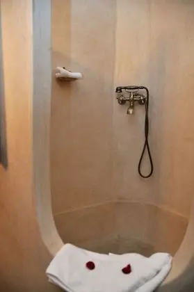 Süit (Rose des Sables)